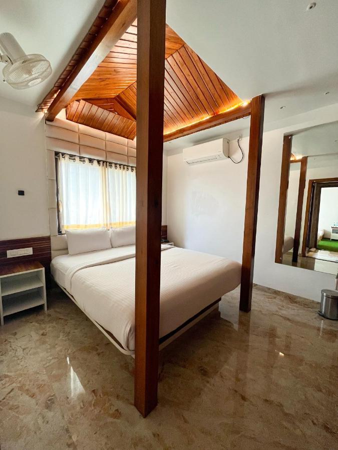 Krishna'S Wood Villas Kolhapur Exterior photo